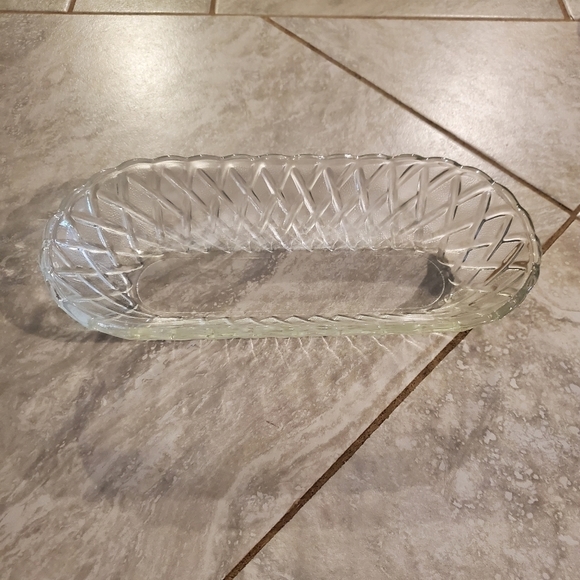 Vintage Indiana Glass Clear Pretzel Pattern Reish Dish - Picture 1 of 5